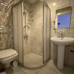 فندق Beachway & 3*