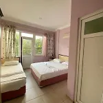 Beachway & فندق سيدي