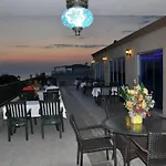 Hotel Beachway & 3*