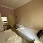 Hotel Beachway & 3*