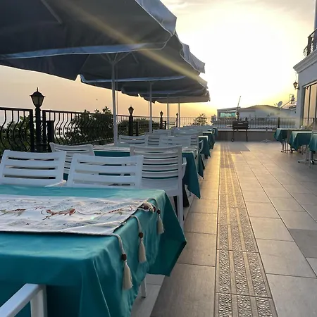 Hotel Beachway & Side