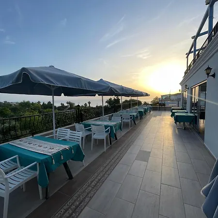 Hotel Beachway & Side