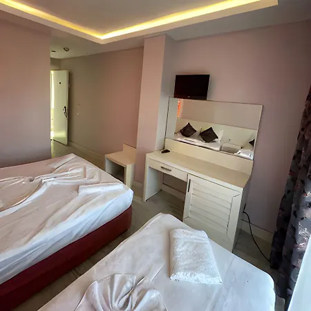 Hotel Beachway & Side