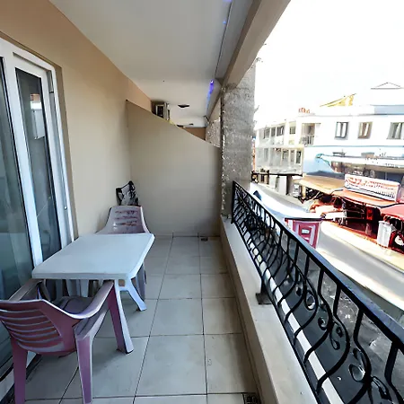 Hotel Beachway & 3*