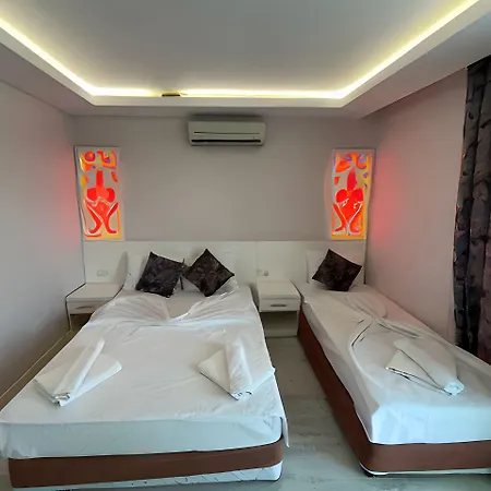 Beachway & 3* 시데