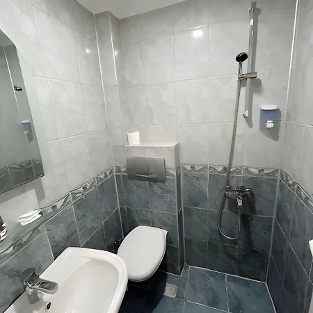 Beachway & 3* 시데