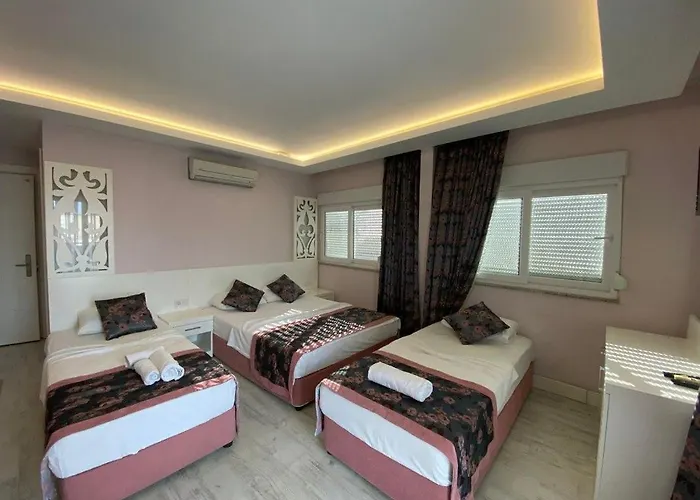 Beachway & 3* סייד