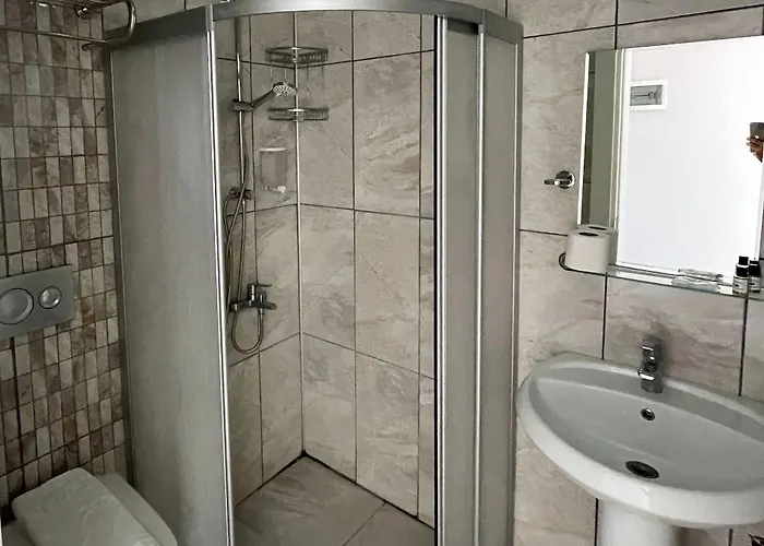 Beachway & 3* 시데