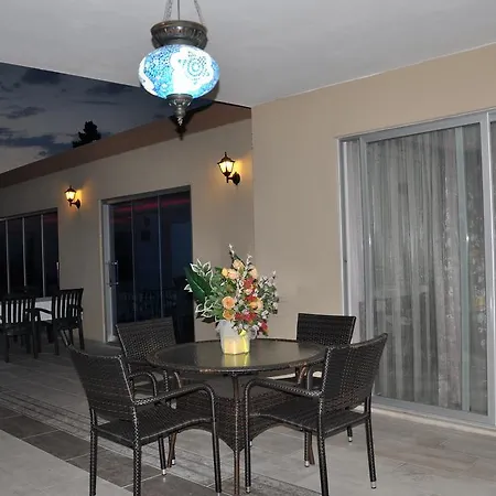 Hotel Beachway & 3*